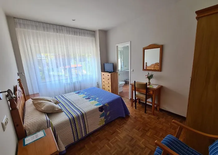 Hostal Playa Atlantica Louro